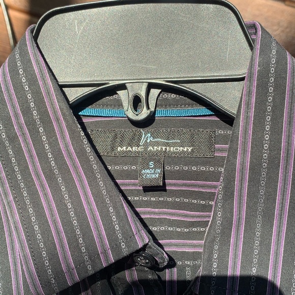 Men’s slim fit black and purple button down - Picture 2 of 4